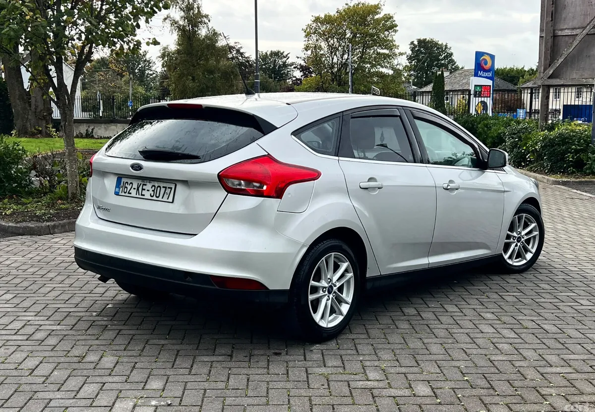 Ford Focus Hatchback, Diesel, 2016, Silver