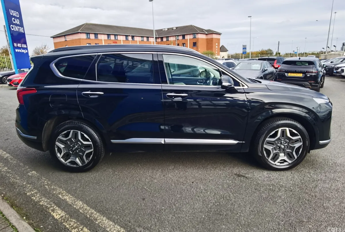 Hyundai Santa Fe SUV, Petrol Plug-in Hybrid, 2023, Black