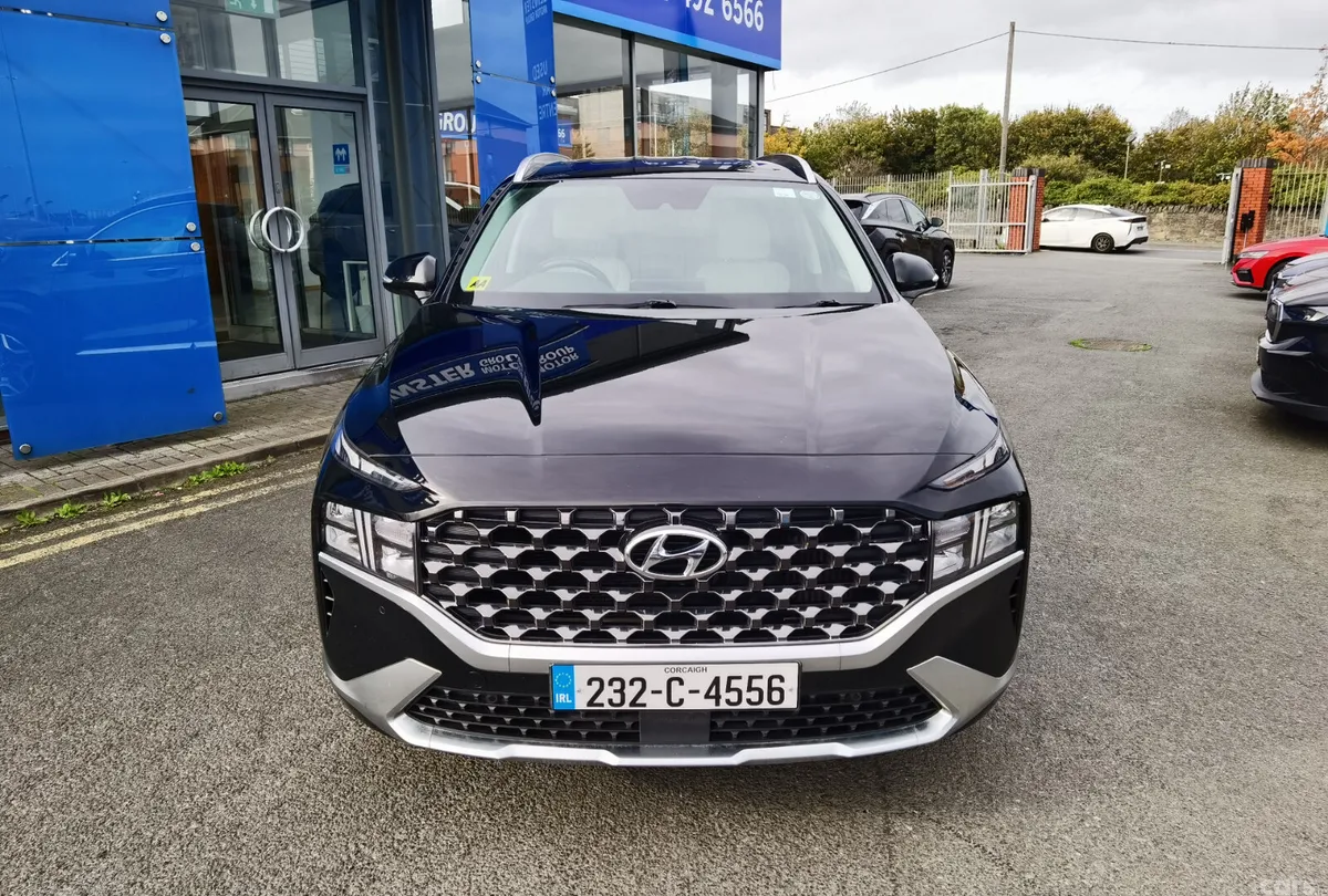 Hyundai Santa Fe SUV, Petrol Plug-in Hybrid, 2023, Black