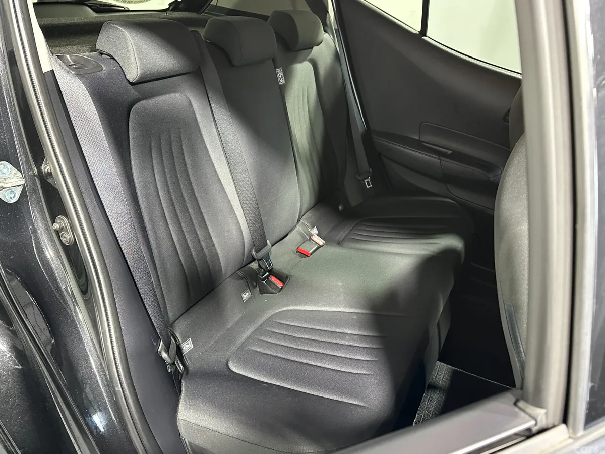 Toyota Aqua Hatchback, Petrol Hybrid, 2022, Black