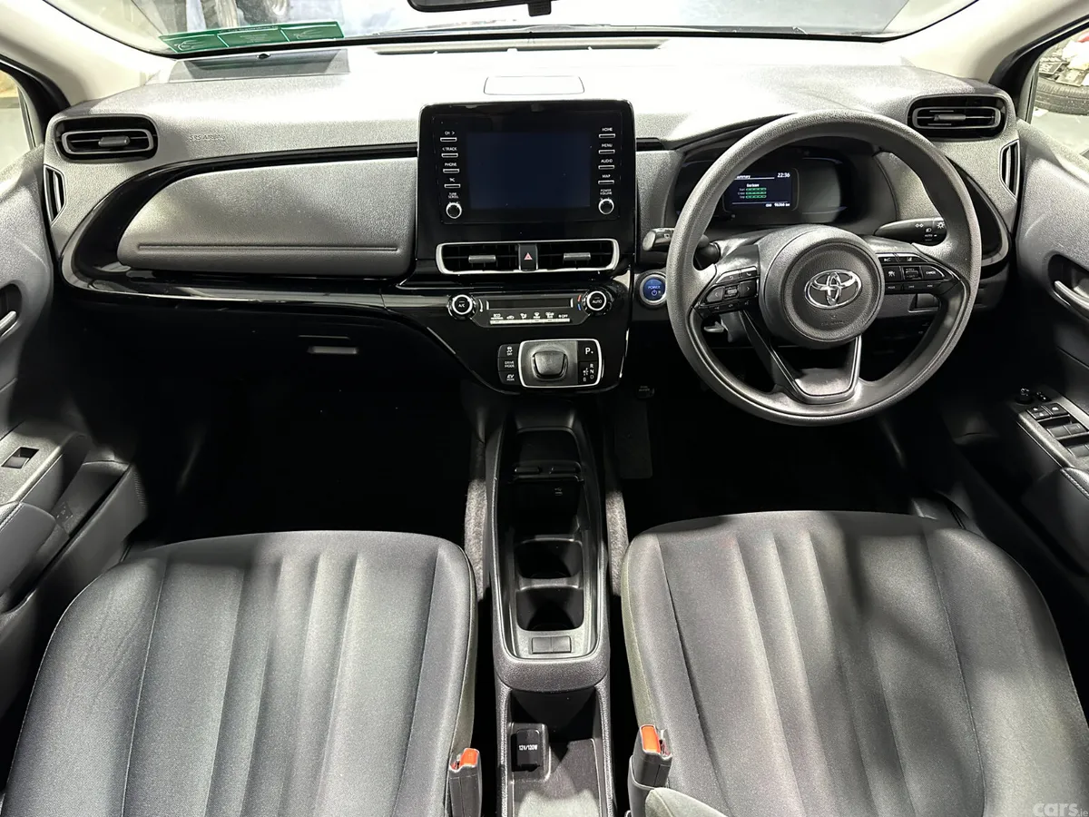 Toyota Aqua Hatchback, Petrol Hybrid, 2022, Black