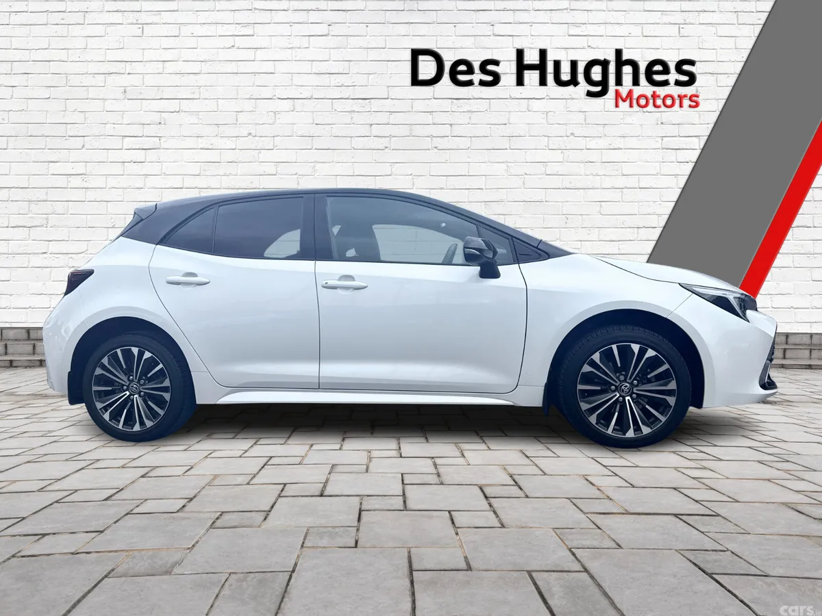 Toyota Corolla Hatchback, Petrol Hybrid, 2024, White