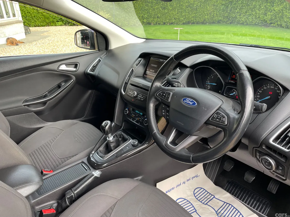 Ford Focus Saloon, Diesel, 2016, Grey