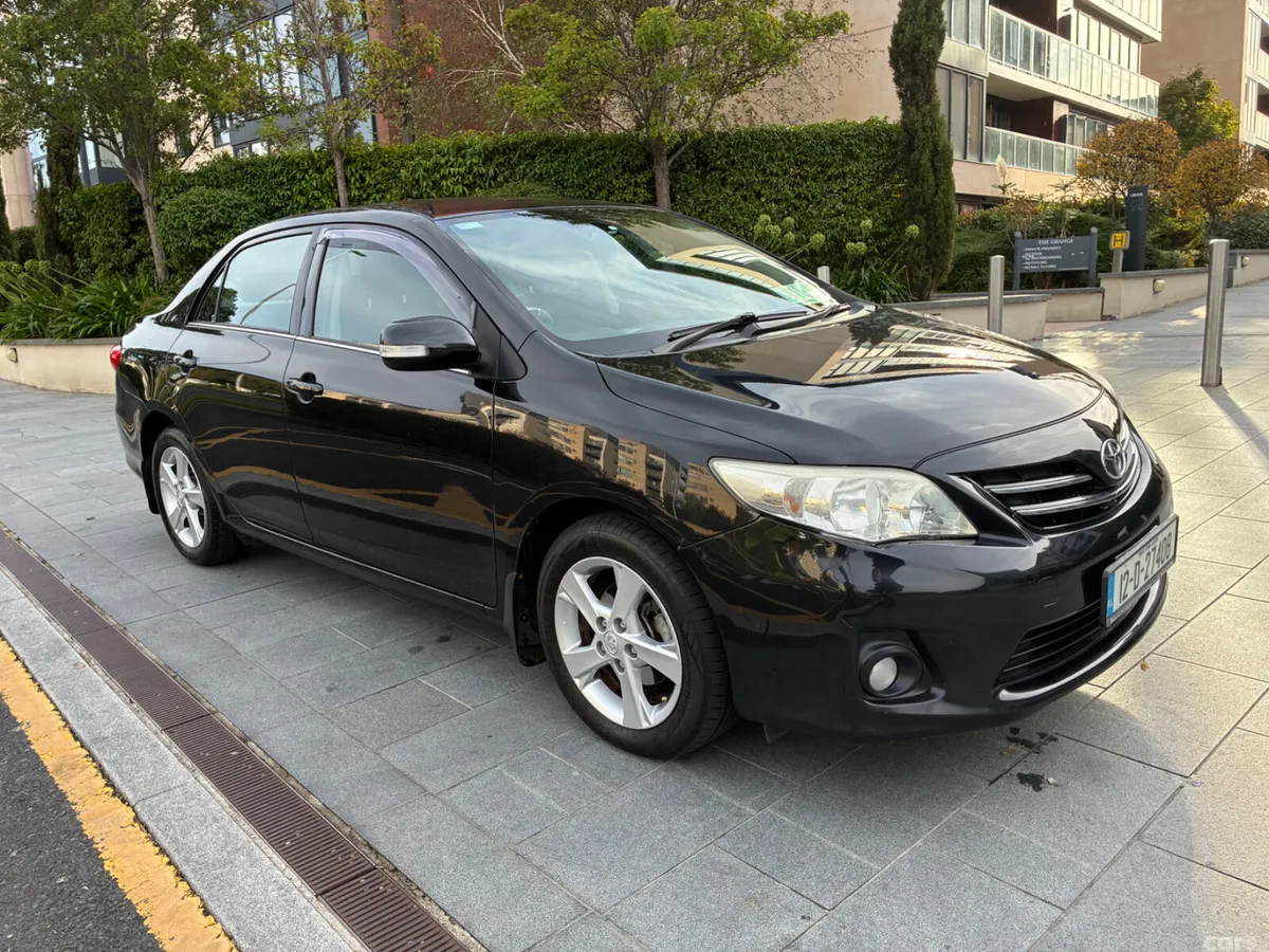 Toyota Corolla Saloon, Diesel, 2012, Black