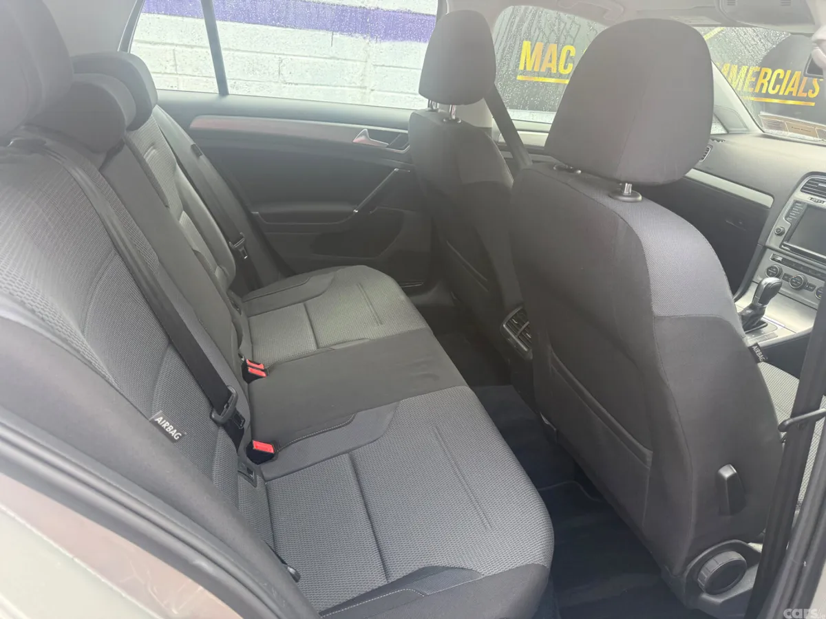 Volkswagen Golf Hatchback, Petrol, 2016, Silver