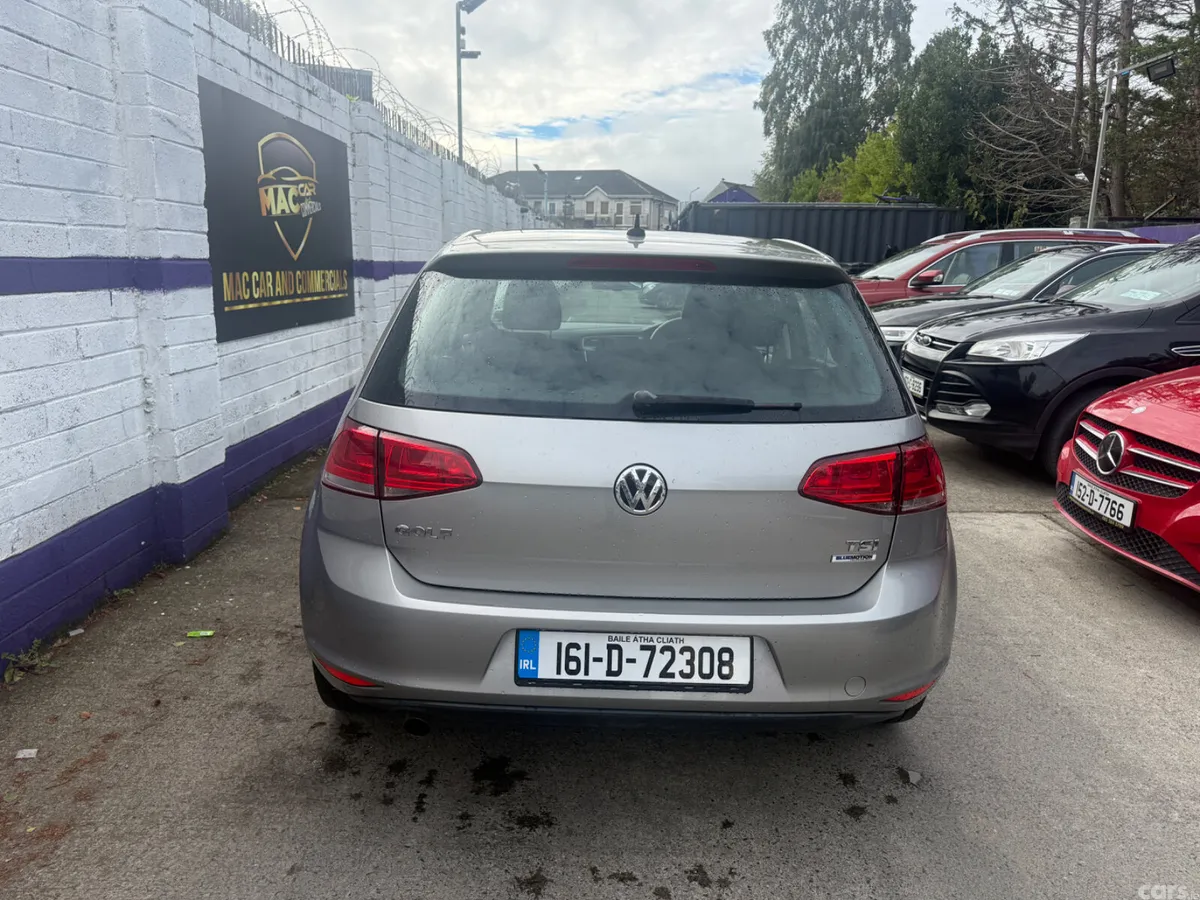 Volkswagen Golf Hatchback, Petrol, 2016, Silver