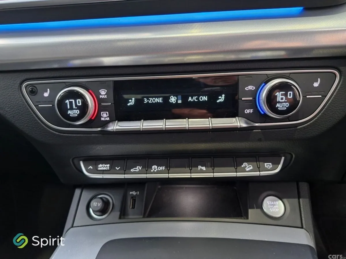 Audi Q5 SUV, Petrol Plug-in Hybrid, 2021, Navy