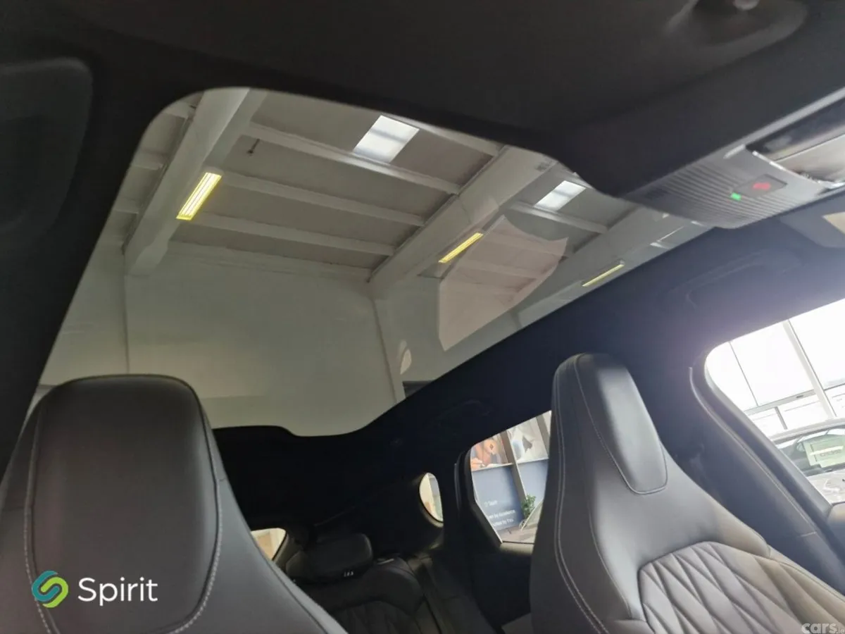 Ford Capri SUV, Electric, 2025, Grey