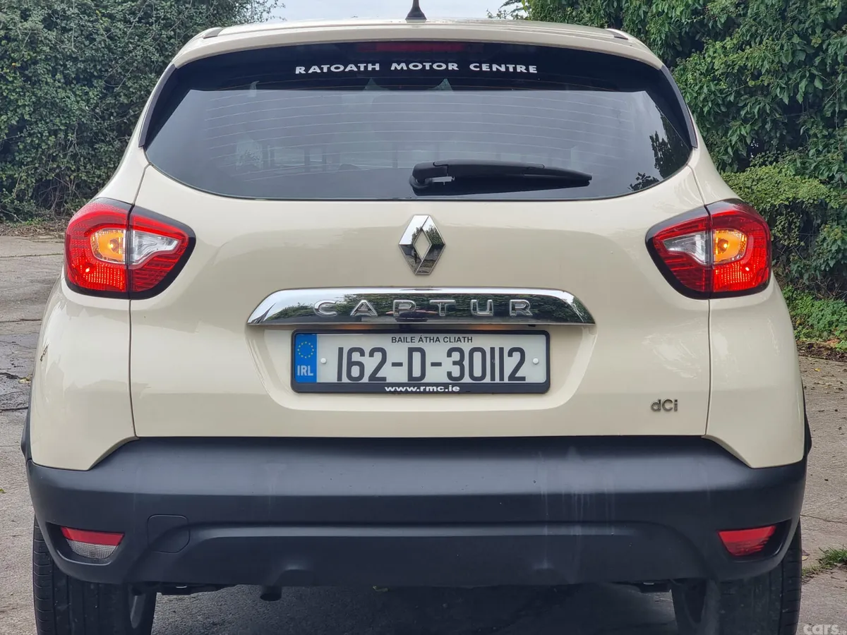 Renault Captur Hatchback, Diesel, 2016, Beige