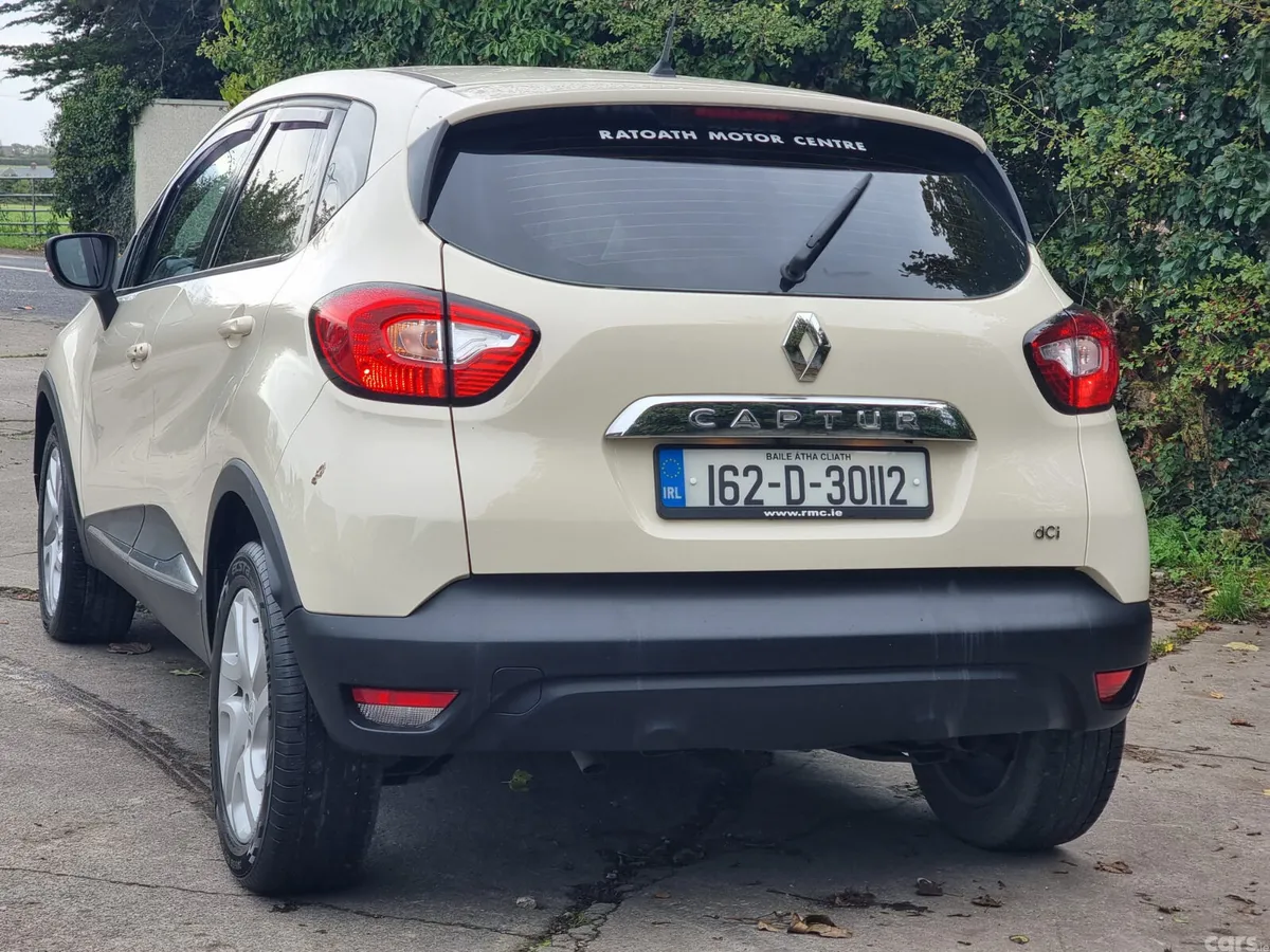 Renault Captur Hatchback, Diesel, 2016, Beige