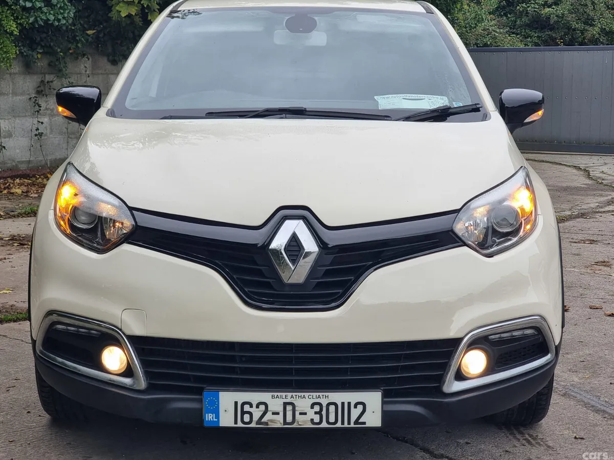Renault Captur Hatchback, Diesel, 2016, Beige