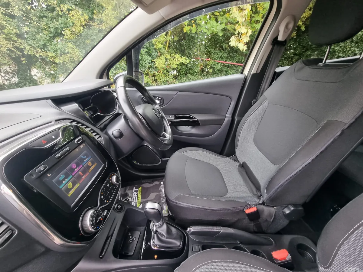 Renault Captur Hatchback, Diesel, 2016, Beige