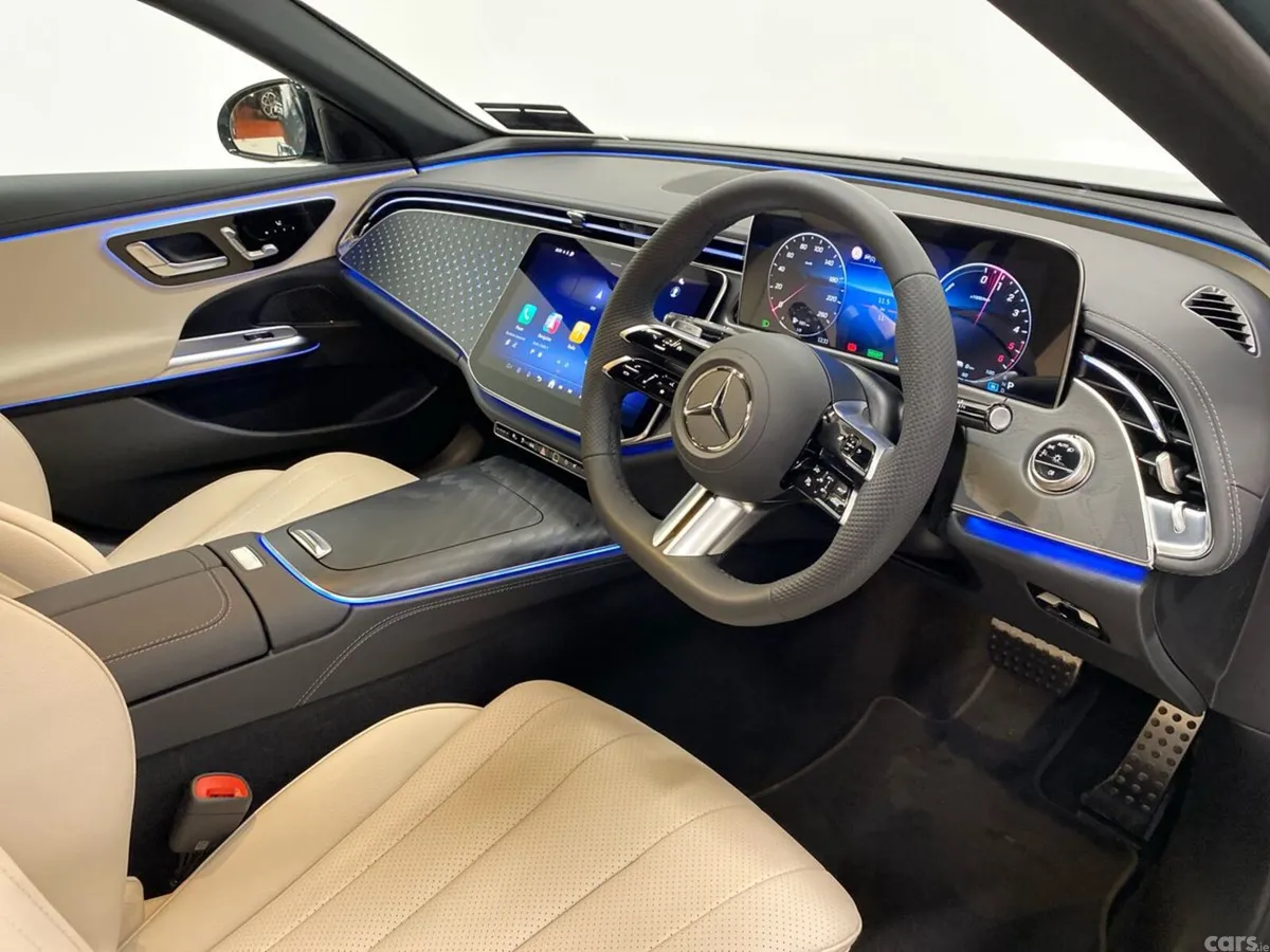 Mercedes-Benz E-Class Saloon, Diesel Plug-in Hybrid, 2026, Green