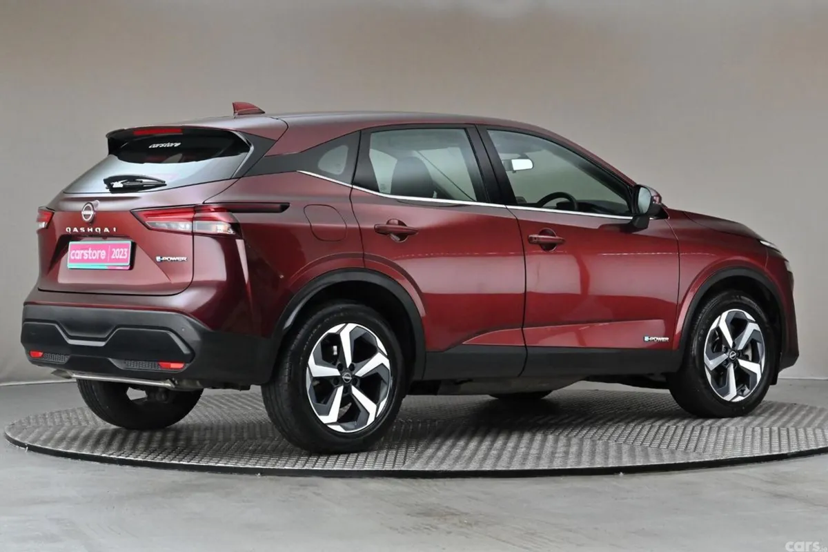 Nissan Qashqai SUV, Petrol, 2023, Purple
