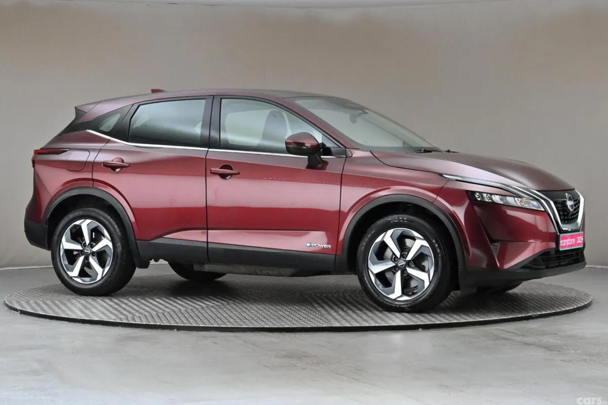 Nissan Qashqai SUV, Petrol, 2023, Purple