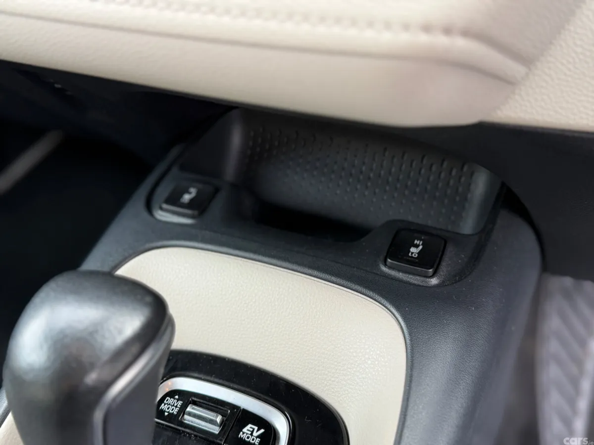 Toyota Corolla Saloon, Petrol Hybrid, 2022, Grey