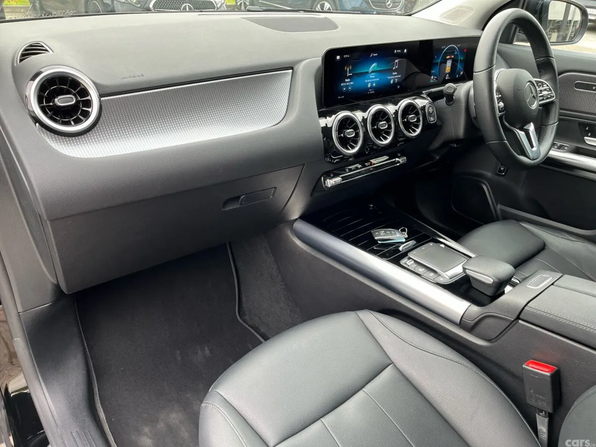 Mercedes-Benz GLA SUV, Petrol, 2022, Black