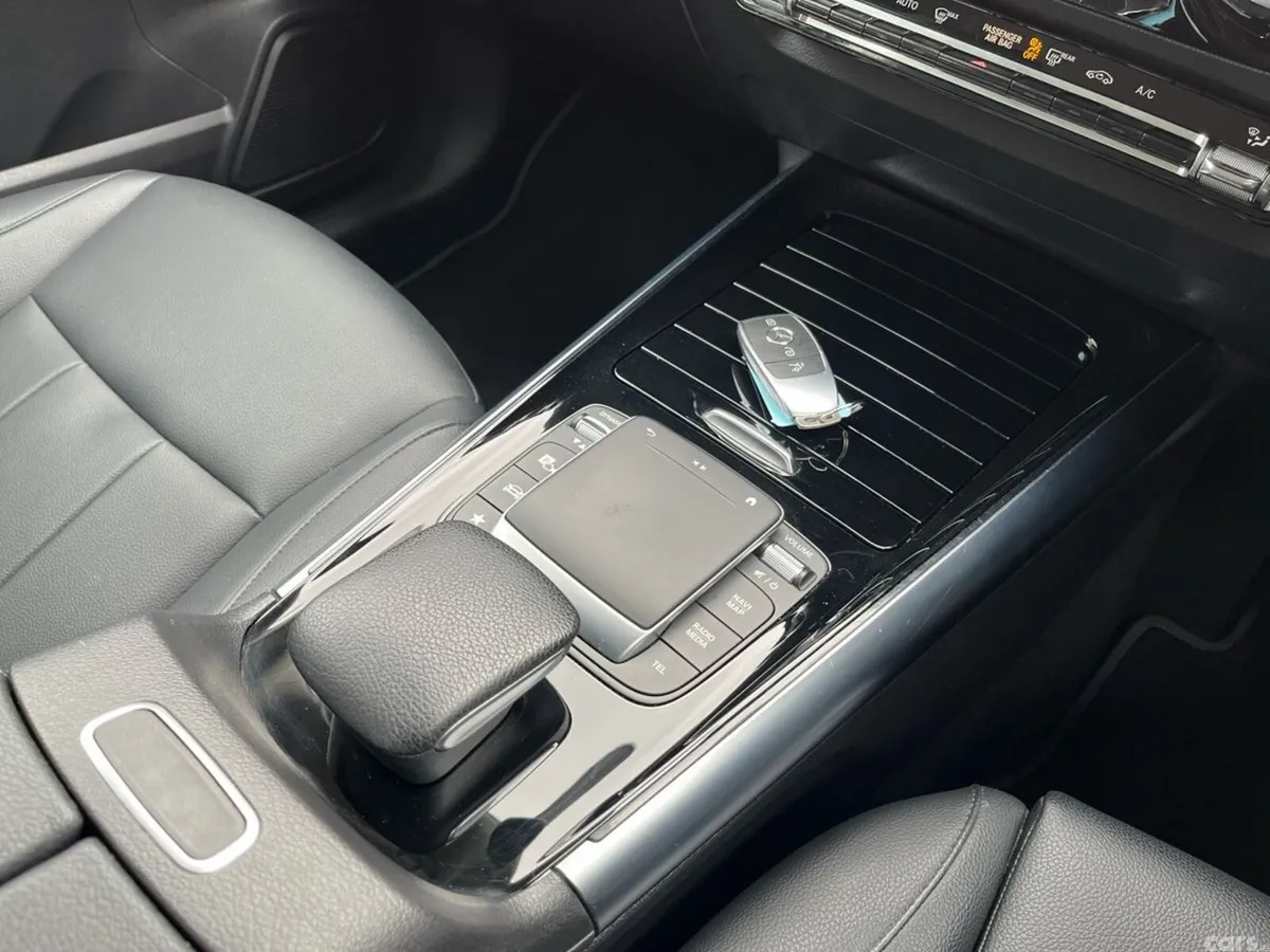 Mercedes-Benz GLA SUV, Petrol, 2022, Black