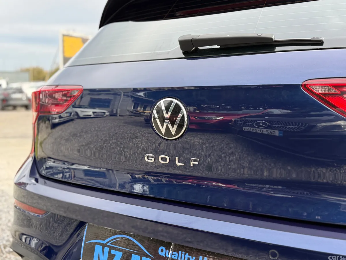 Volkswagen Golf Hatchback, Petrol, 2021, Blue
