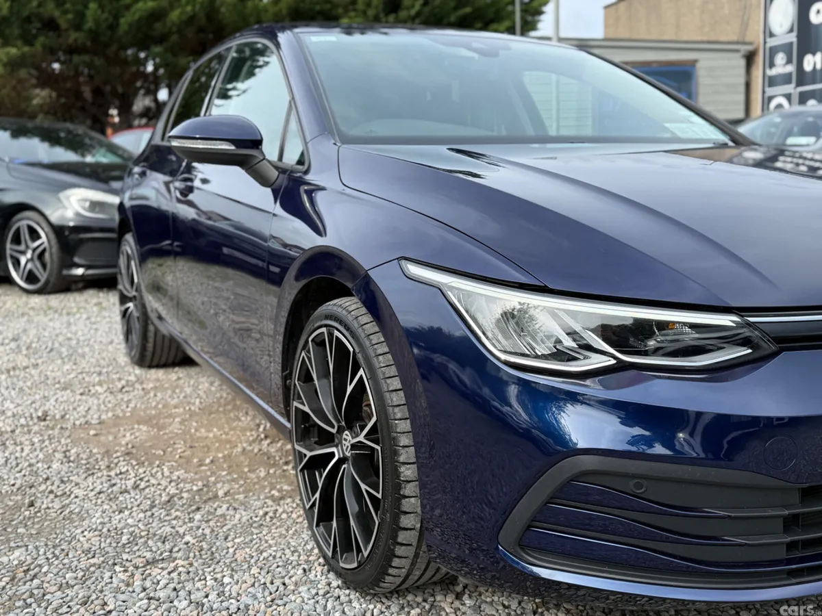 Volkswagen Golf Hatchback, Petrol, 2021, Blue