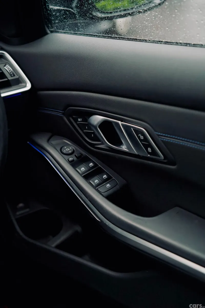 BMW 3-Series Saloon, Diesel, 2022, Black