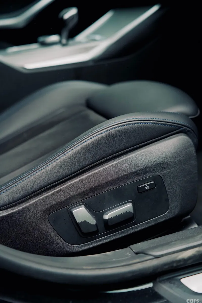 BMW 3-Series Saloon, Diesel, 2022, Black