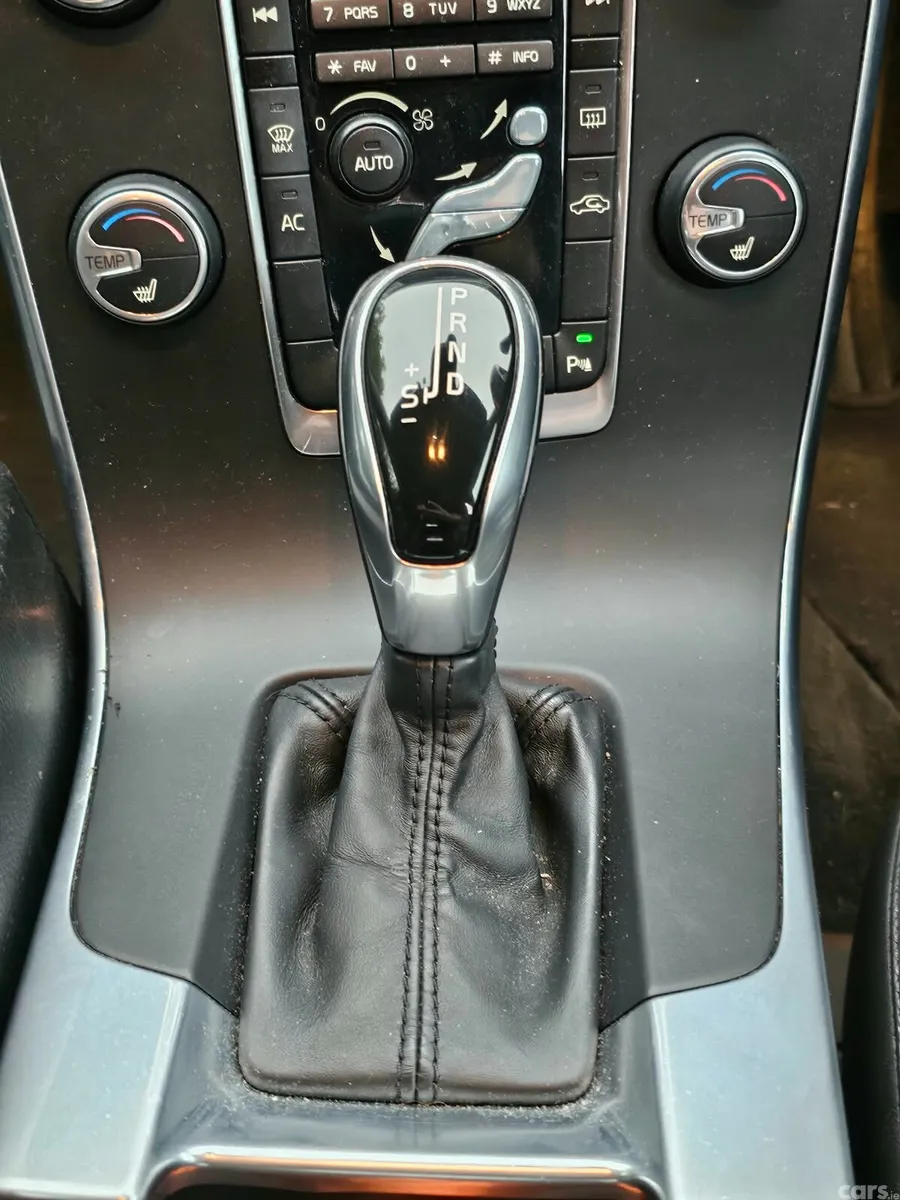 Volvo V60 Estate, Diesel, 2013, Blue