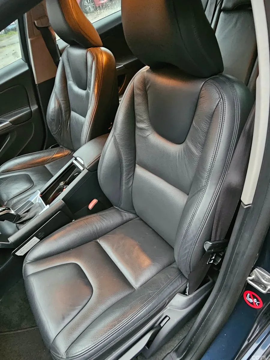 Volvo V60 Estate, Diesel, 2013, Blue