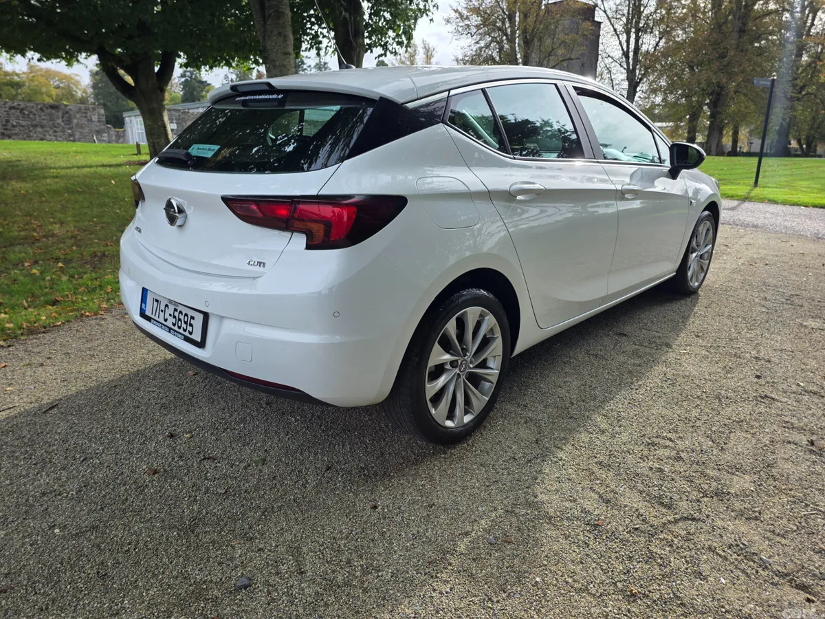 Opel Astra Hatchback, Diesel, 2017, White
