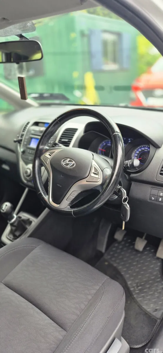 Hyundai ix20 MPV, Diesel, 2017, White