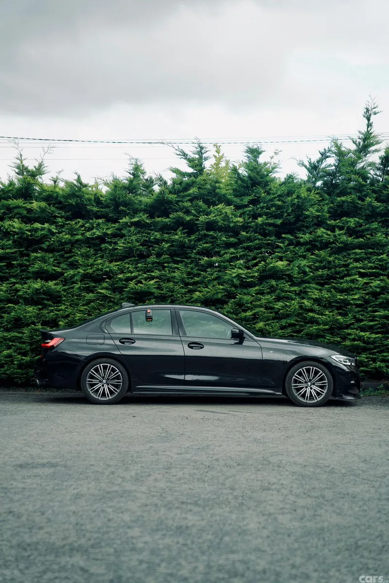 BMW 3-Series Saloon, Diesel, 2022, Black