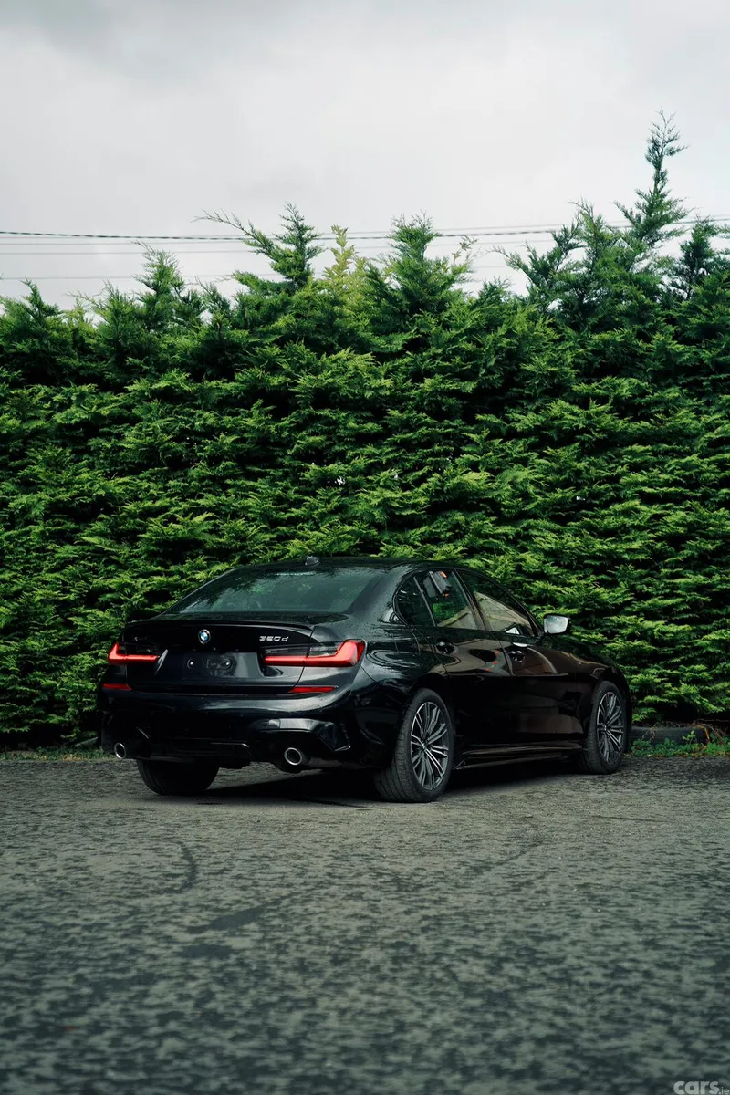 BMW 3-Series Saloon, Diesel, 2022, Black