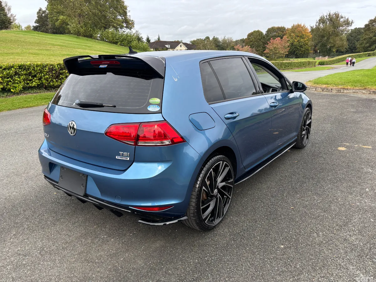 Volkswagen Golf Hatchback, Petrol, 2015, Blue