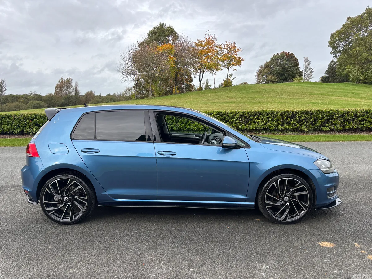 Volkswagen Golf Hatchback, Petrol, 2015, Blue
