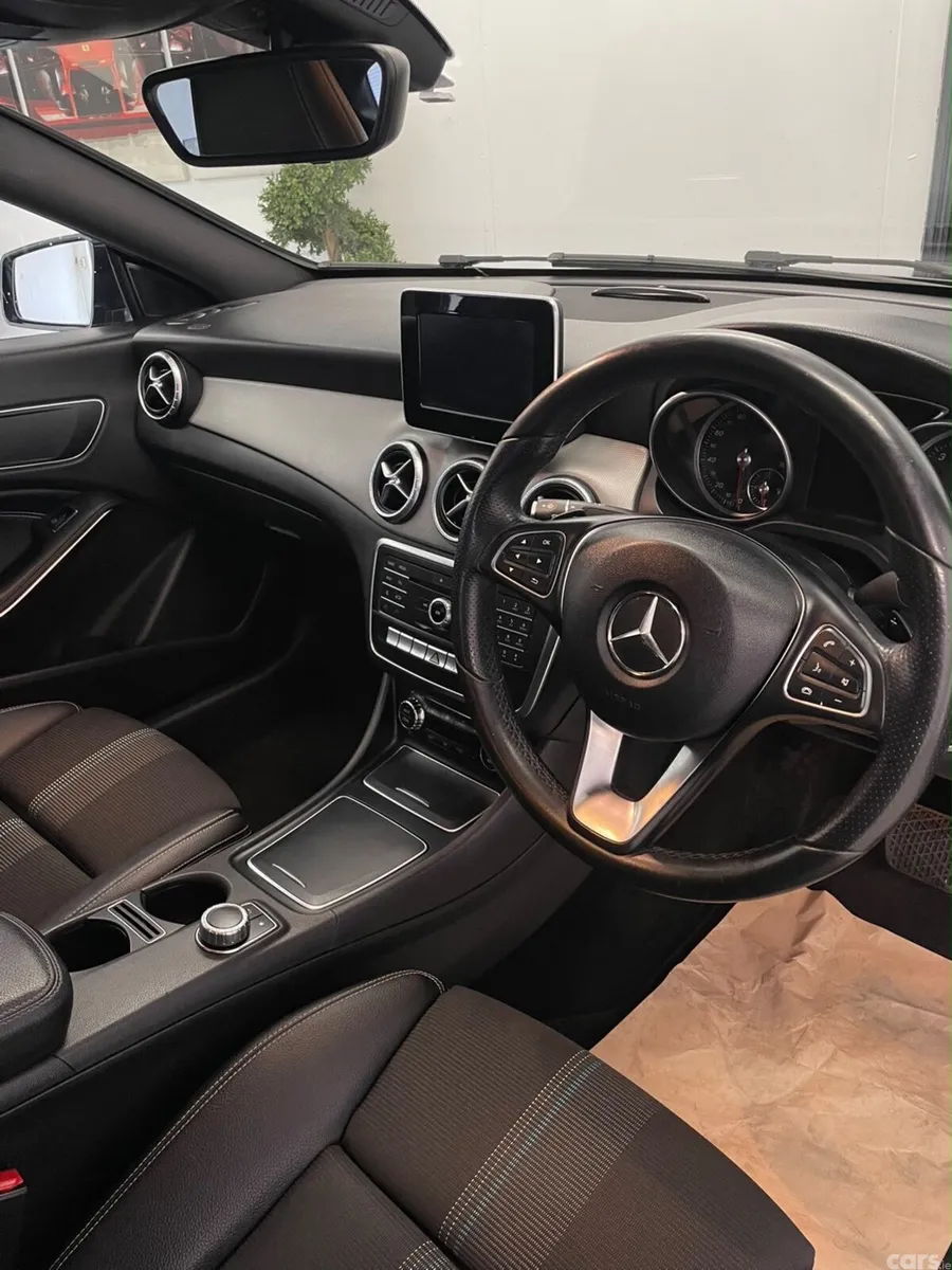 Mercedes-Benz CLA Coupe, Diesel, 2018, Blue