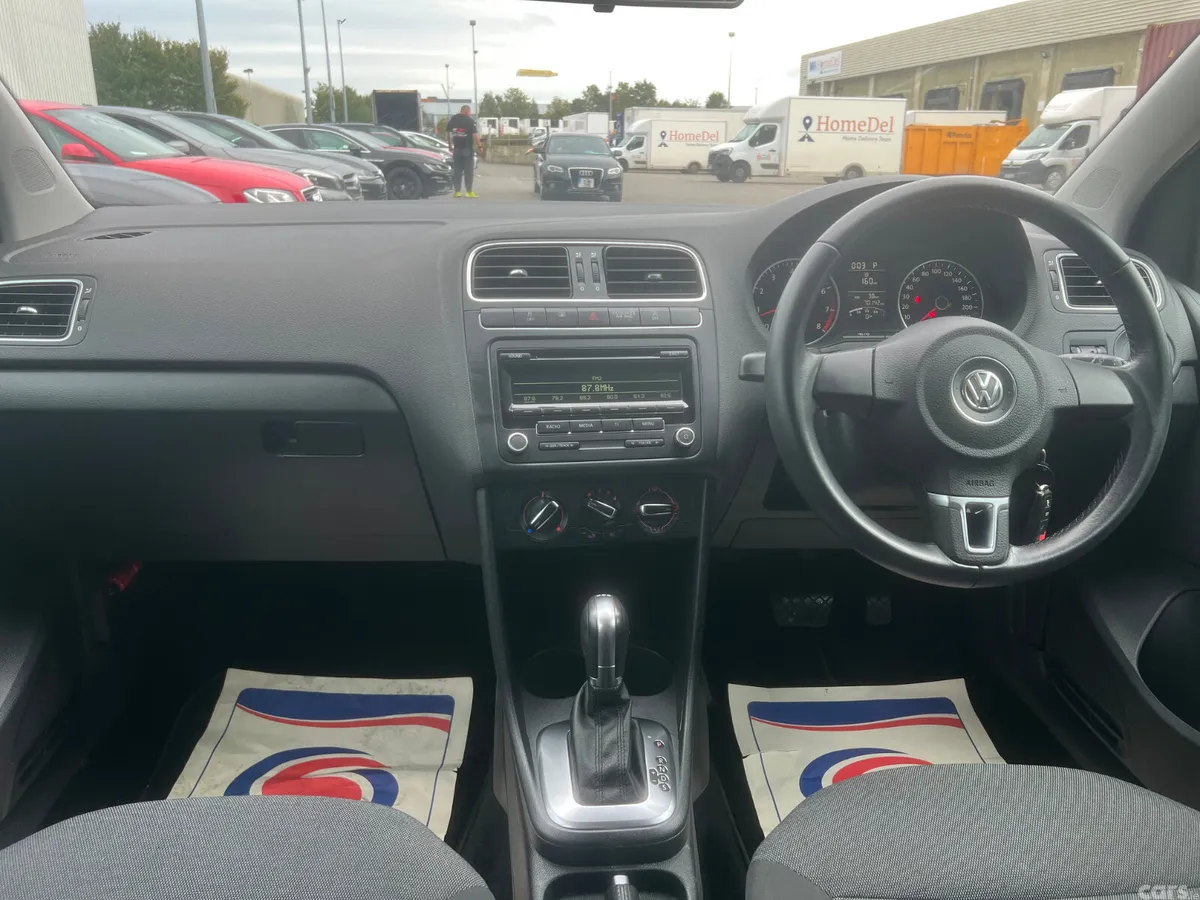 Volkswagen Polo Hatchback, Petrol, 2013, Blue