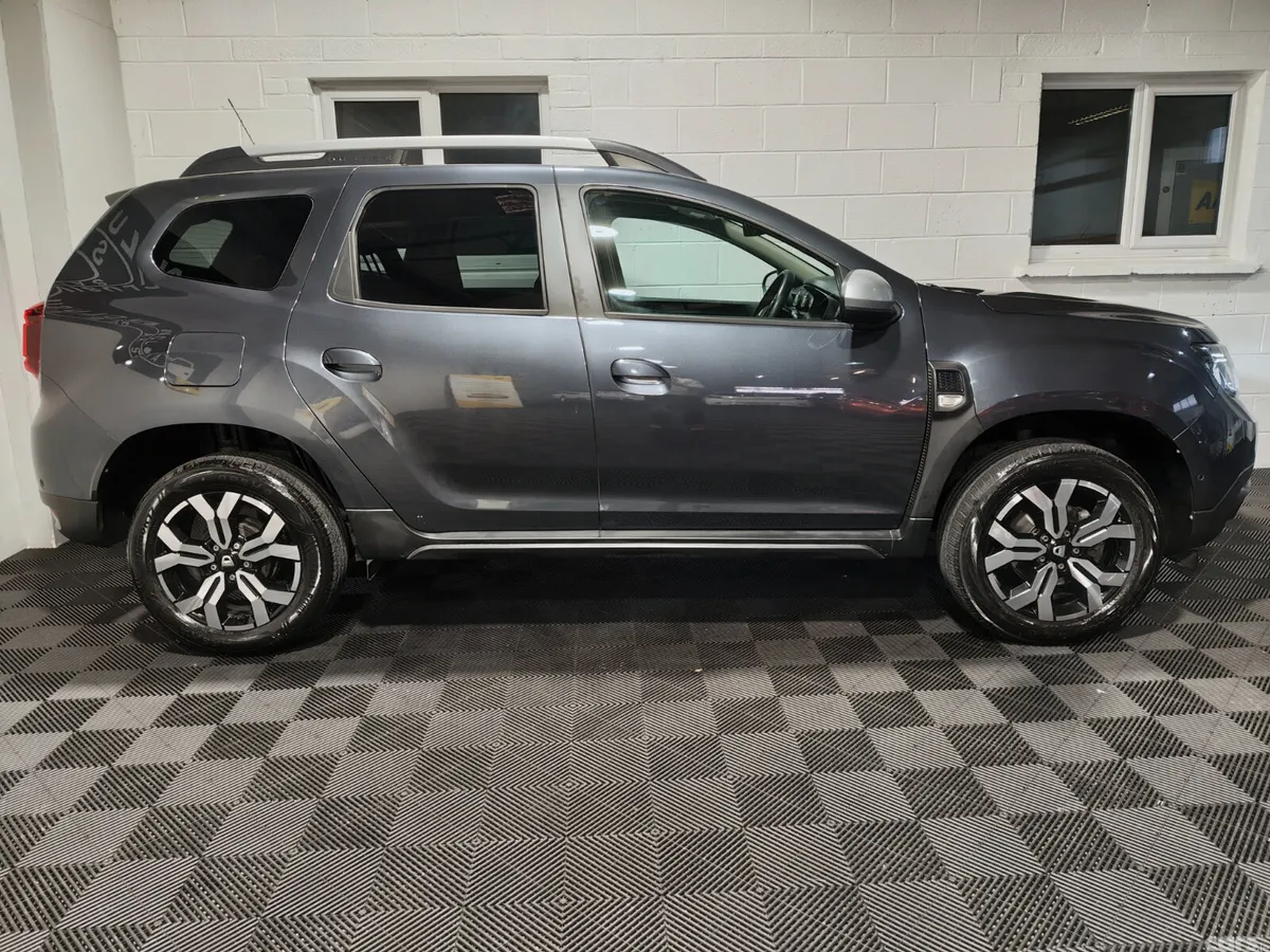 Dacia Duster SUV, Petrol, 2022, Grey