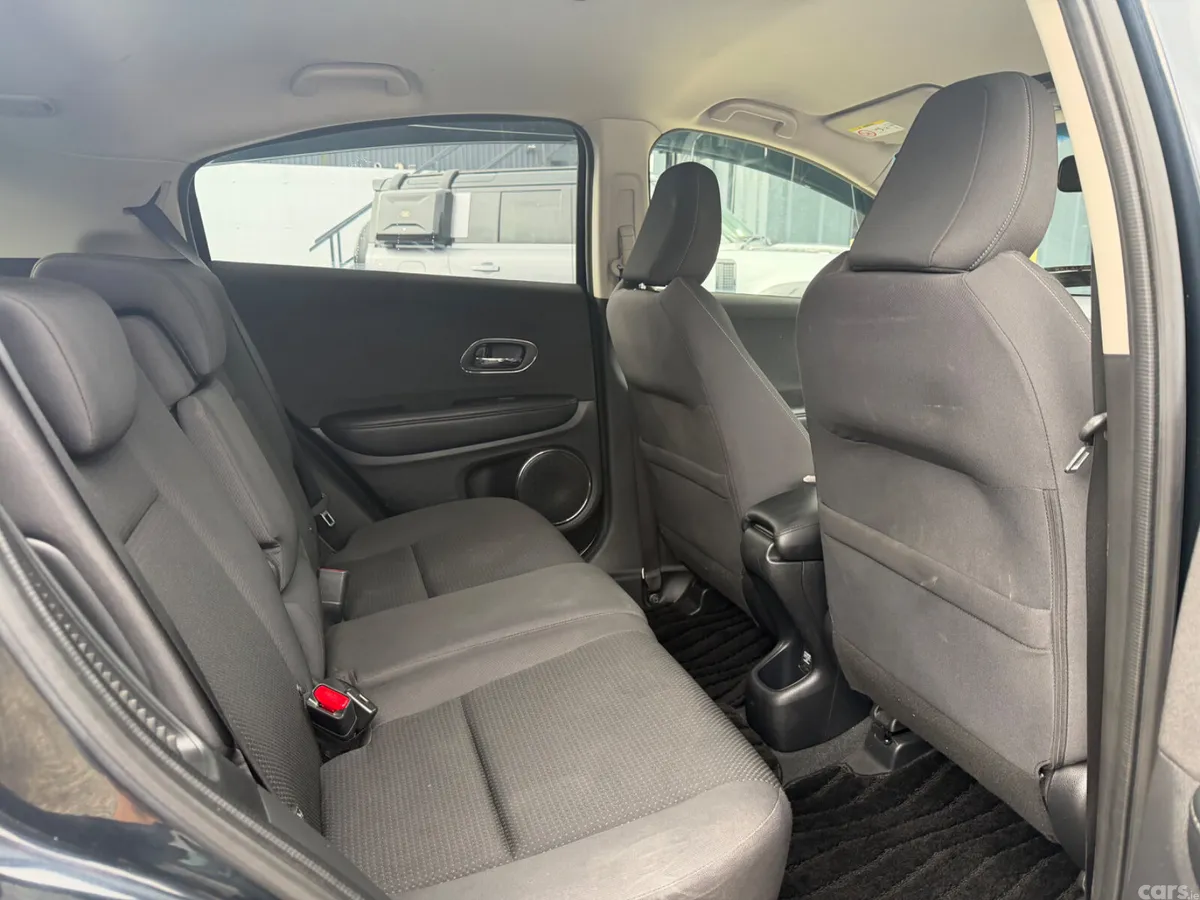 Honda Vezel MPV, Petrol Hybrid, 2019, Black