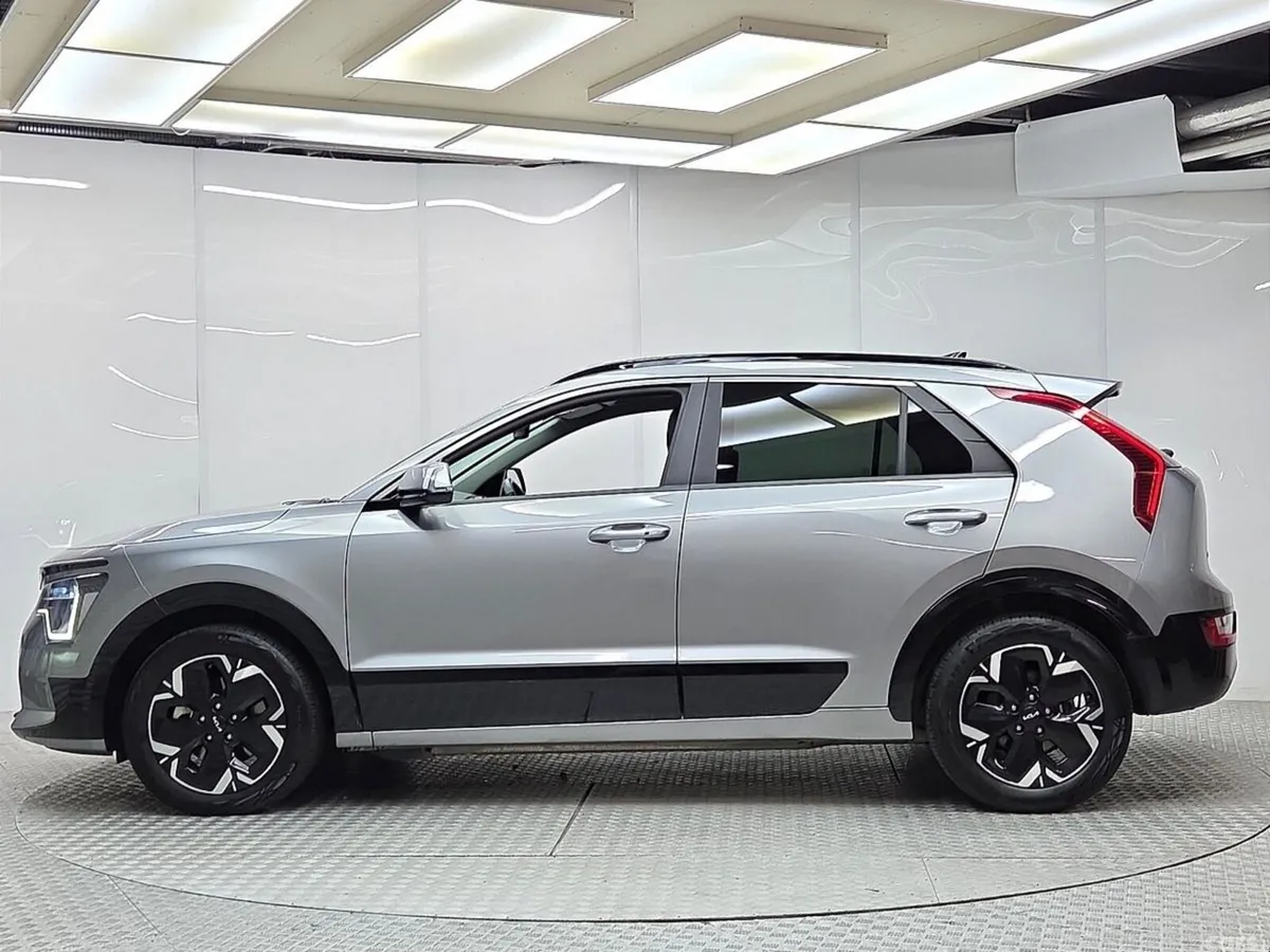 Kia Niro SUV, Electric, 2023, Grey