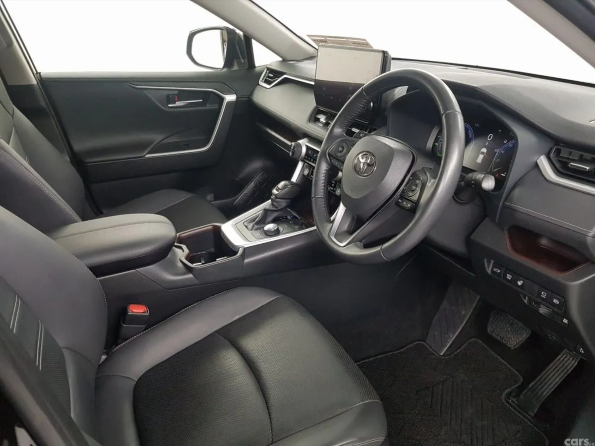 Toyota RAV4 SUV, Petrol Hybrid, 2023, Black