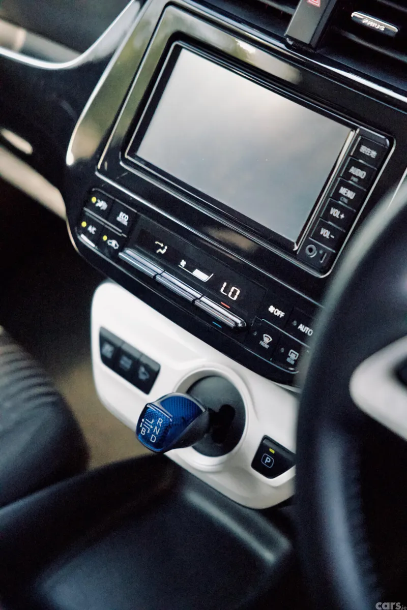 Toyota Prius Saloon, Petrol Hybrid, 2018, Silver