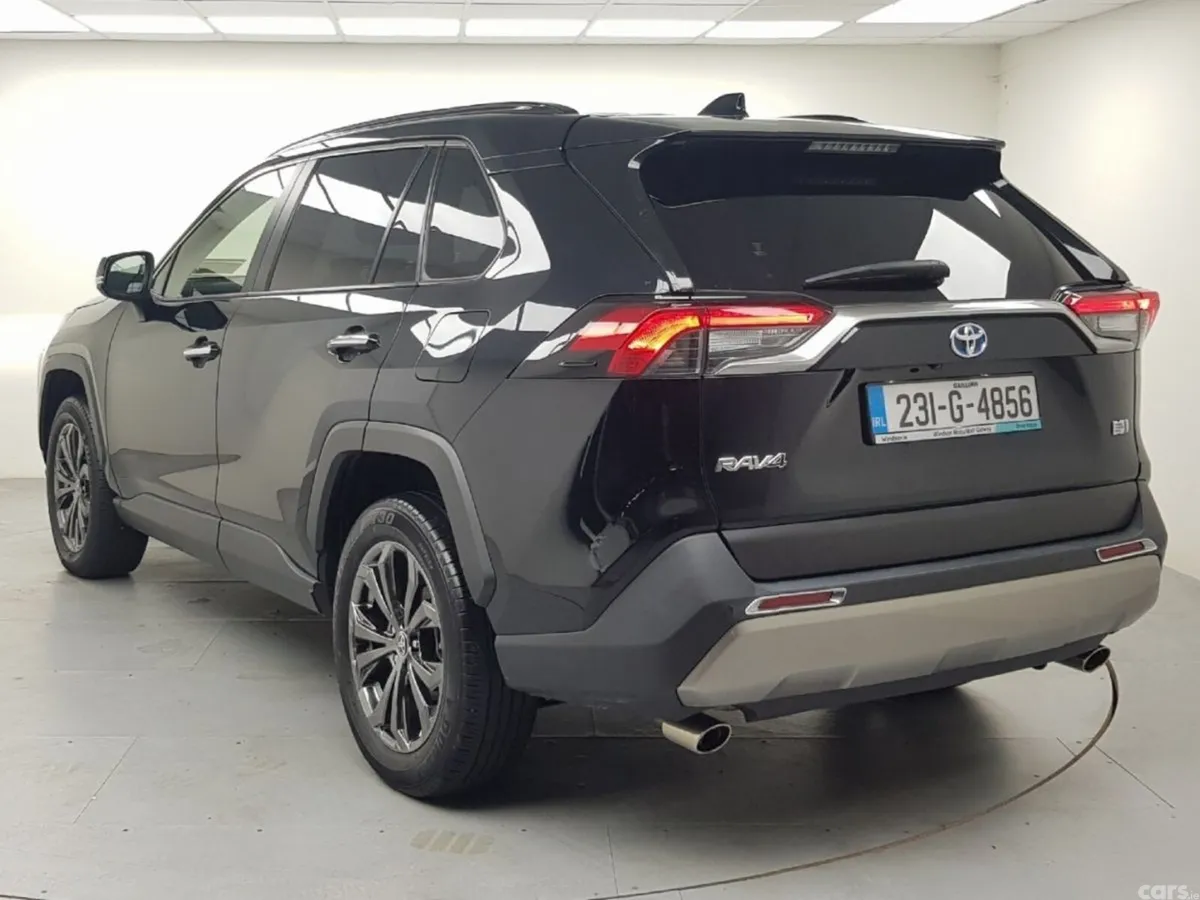 Toyota RAV4 SUV, Petrol Hybrid, 2023, Black