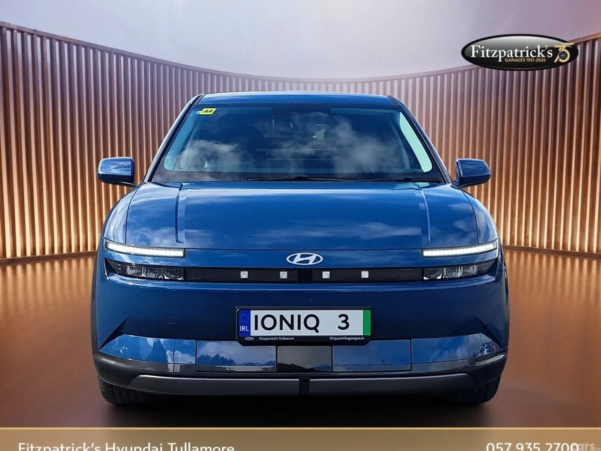 Hyundai IONIQ 3 MPV, Electric, 2027, Blue