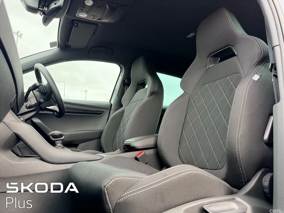 Skoda Karoq SUV, Diesel, 2027, Grey