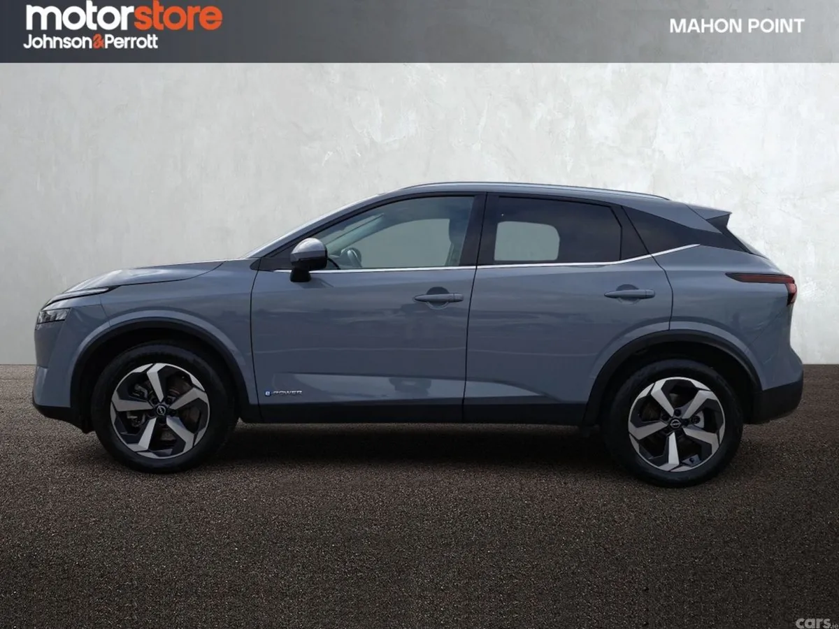 Nissan Qashqai MPV, Petrol Hybrid, 2023, Grey