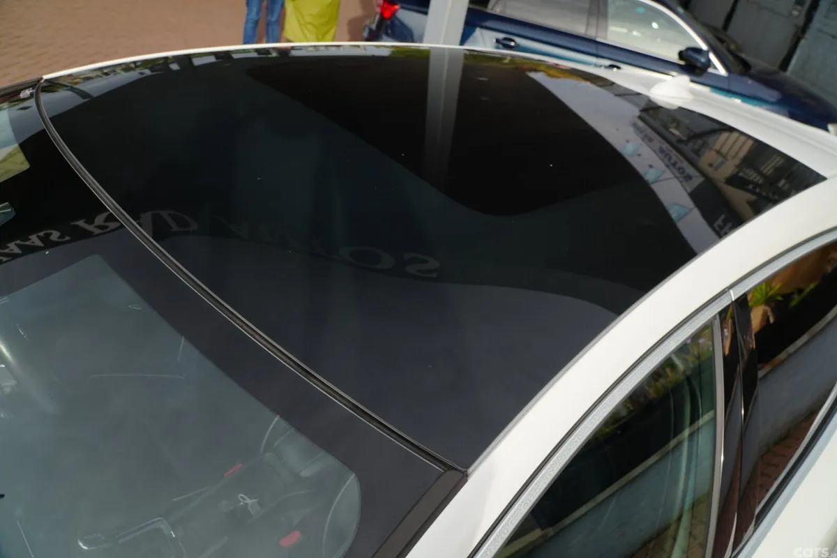 Volvo V40 Hatchback, Diesel, 2016, White