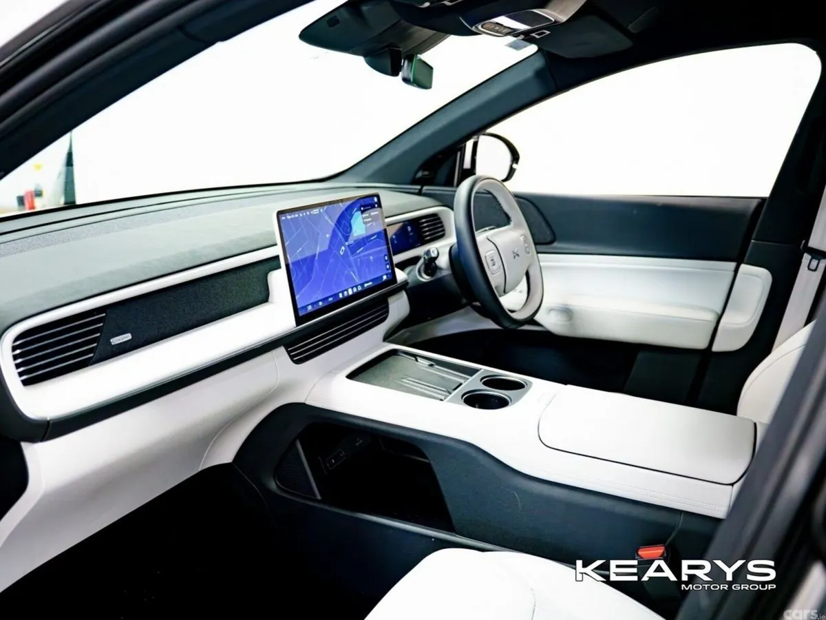 XPeng G6 SUV, Electric, 2026, Grey
