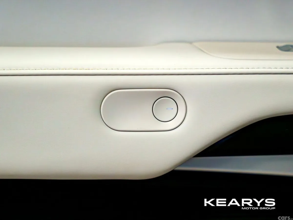 XPeng G6 SUV, Electric, 2026, Grey