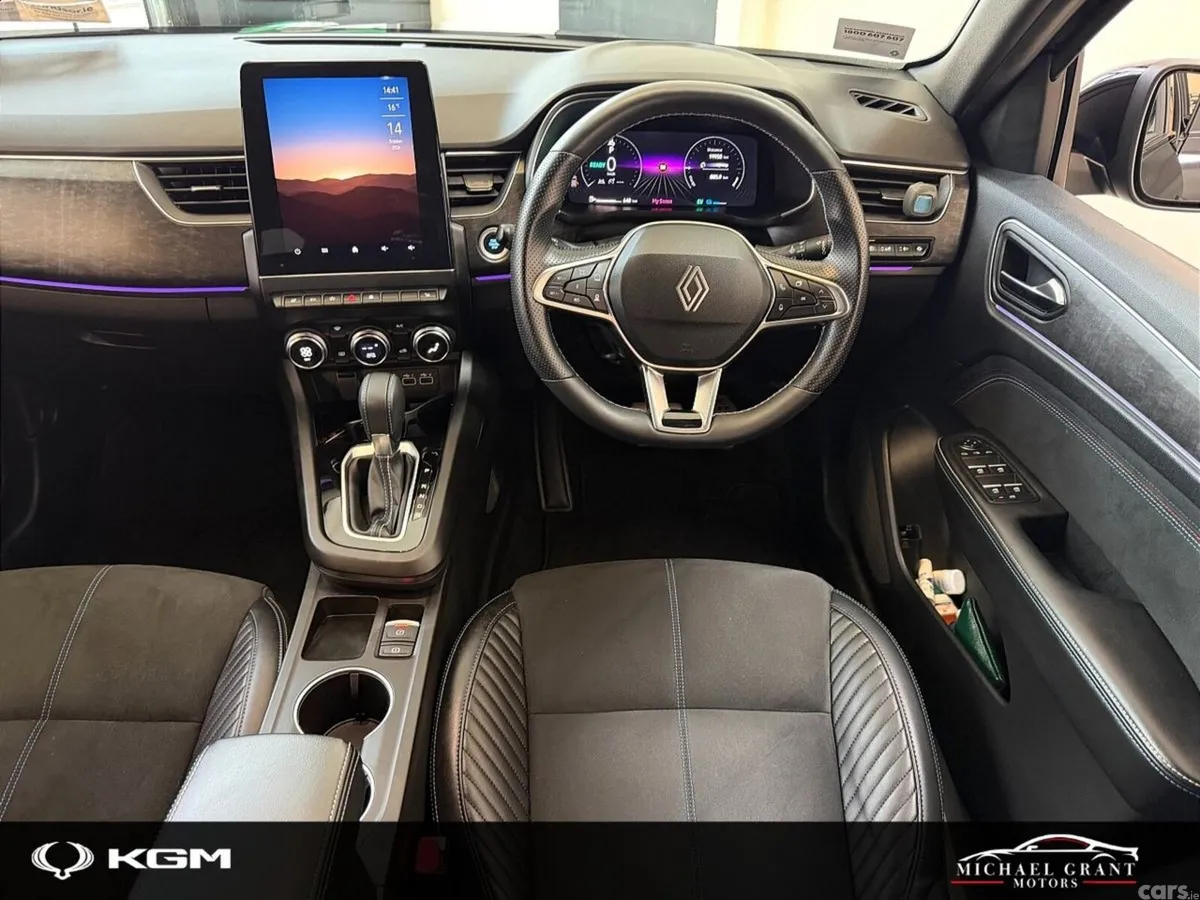 Renault Arkana Hatchback, Petrol Hybrid, 2025, Black