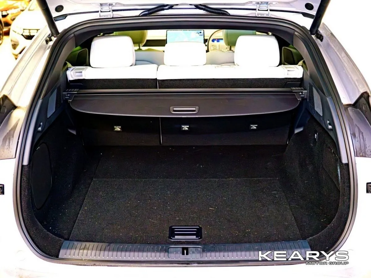 XPeng G6 SUV, Electric, 2026, Grey